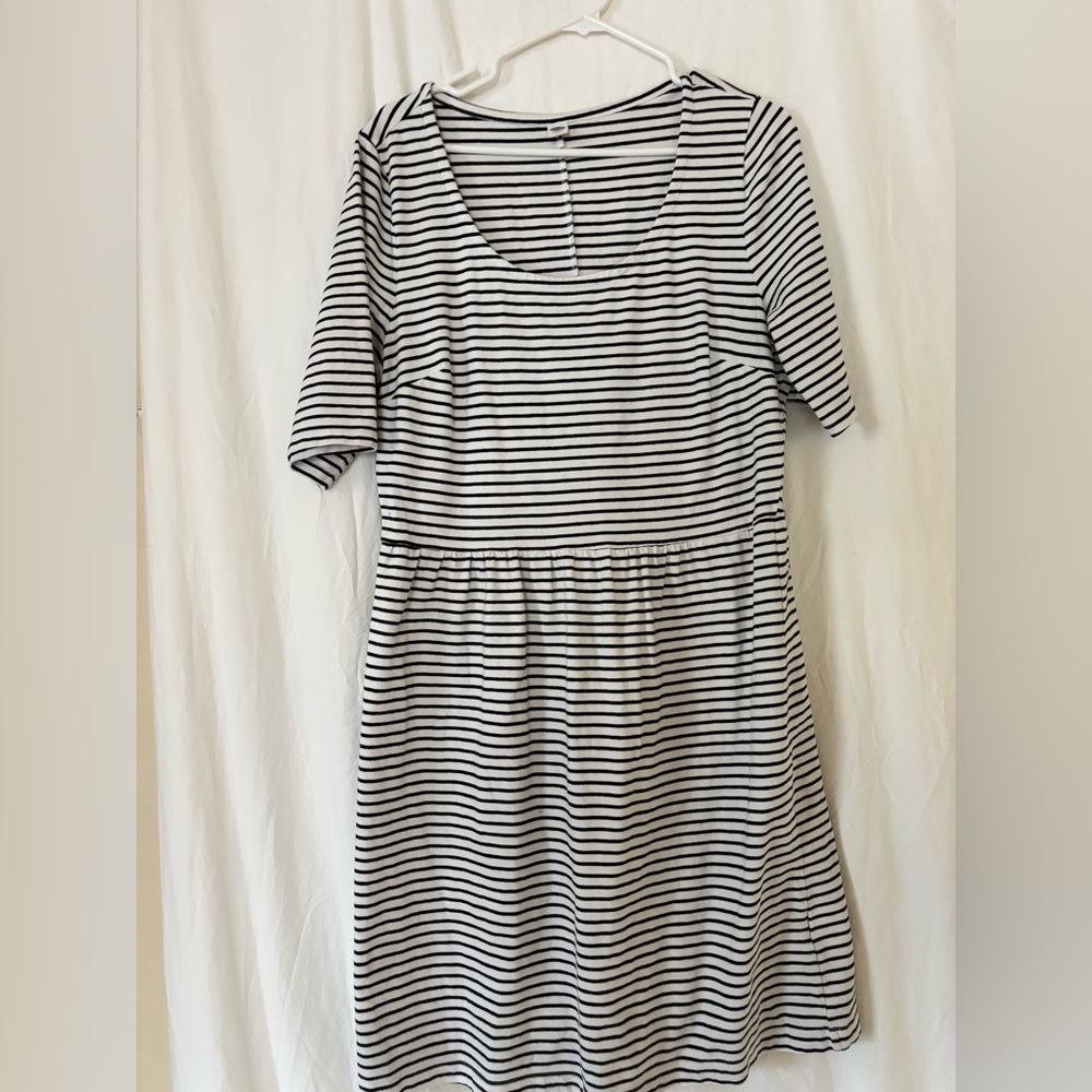 Old Navy Black and White Striped Midi Dress